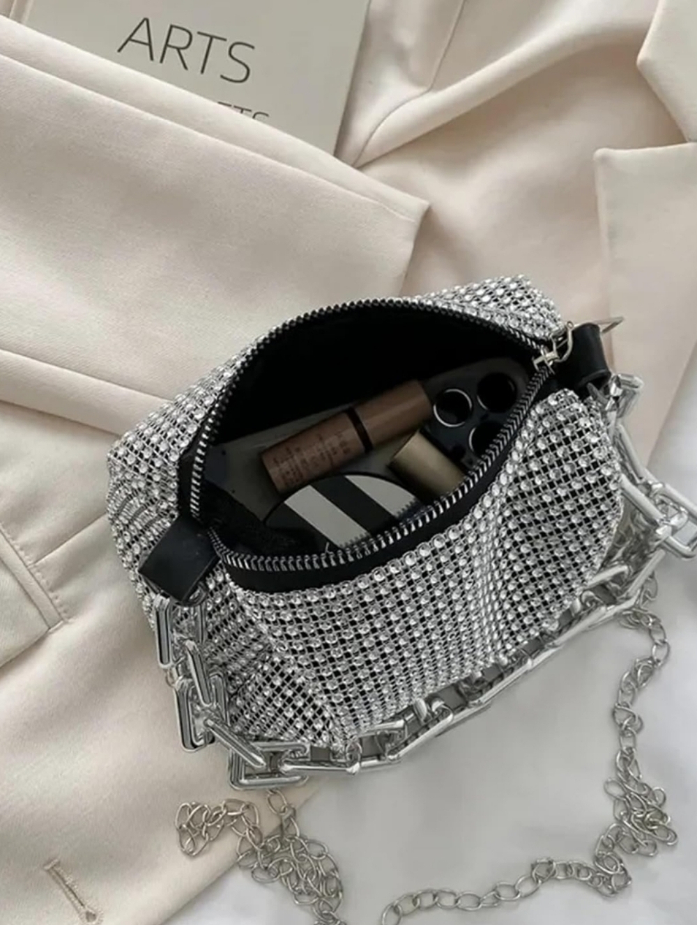 Silver Metallic Glam Purse Removable Crossbody Strap NWT - Picture 3 of 4